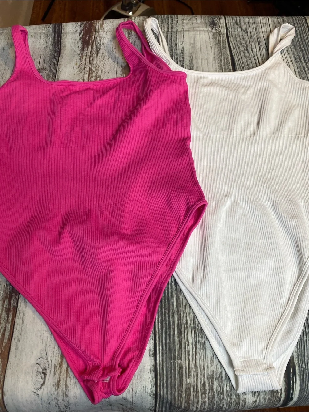 2 OQQ Pack Ribbed One Piece Bodysuits Pink & Cream XL Stretchy